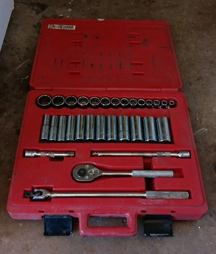 Vintage Proto 30 Pc J54126 SAE 1/2 Drive 12-pt Socket Set #54126 in Hard Case.