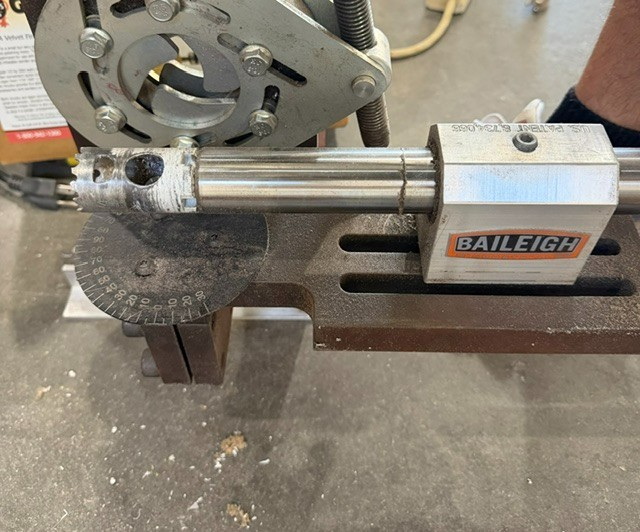 BAILEIGH Radial Jaw Tube and Pipe Notcher, 2.5″ OD Capacity – (TN-250)