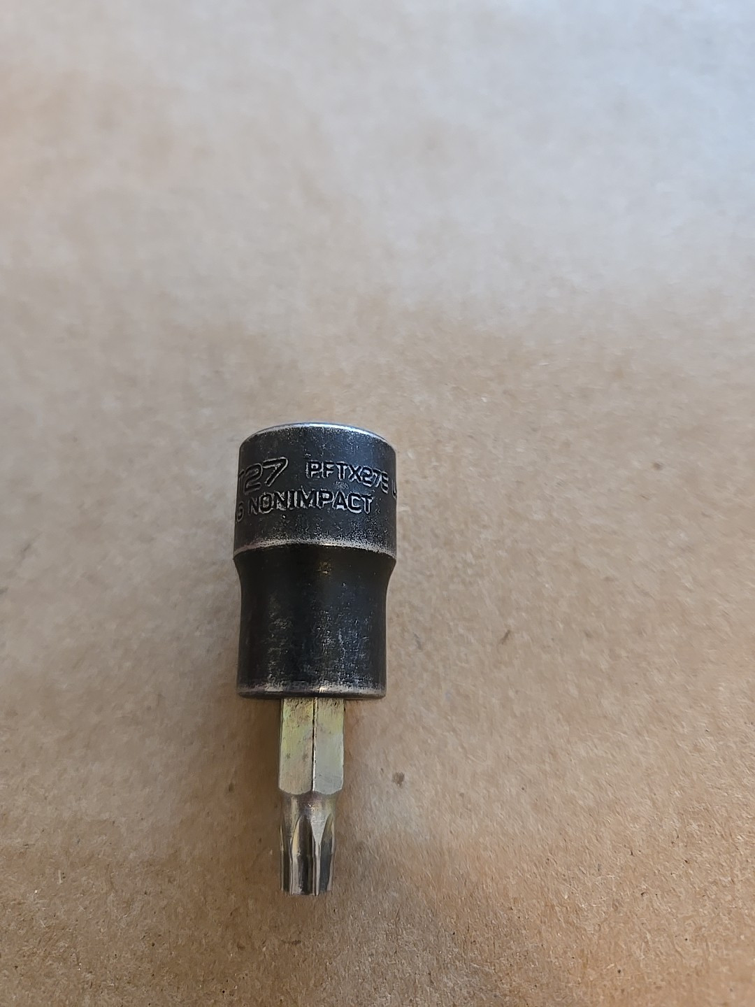 Snap On 3/8″ Drive T27 Non Impact Pinless Power Torx Bit Driver Socket PFTX27E