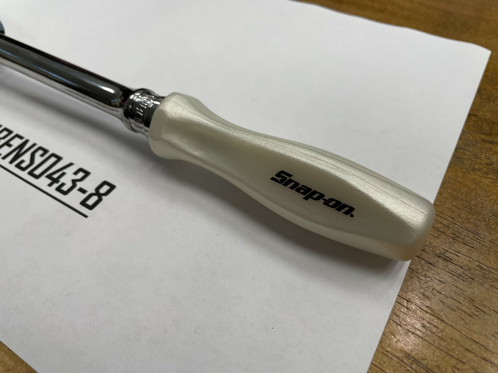 Snap-on Tools PEARL WHITE 3/8″ Drive Hard Grip Multi-Position Ratchet FHD80MPPW