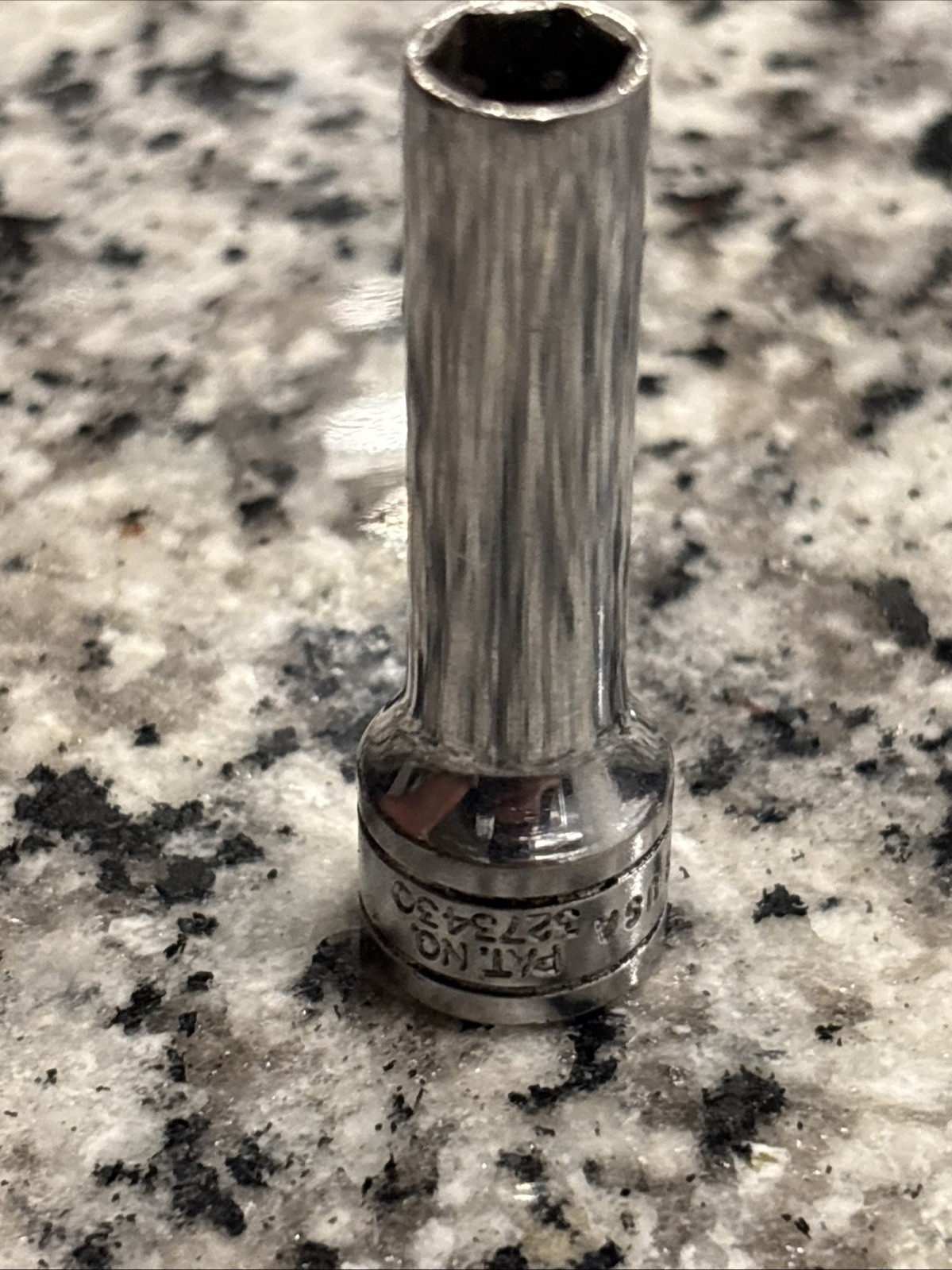 Snap-on Tools 3/8″ Drive SAE 5/16″ Deep 6 Point Chrome Socket SFS101 USA