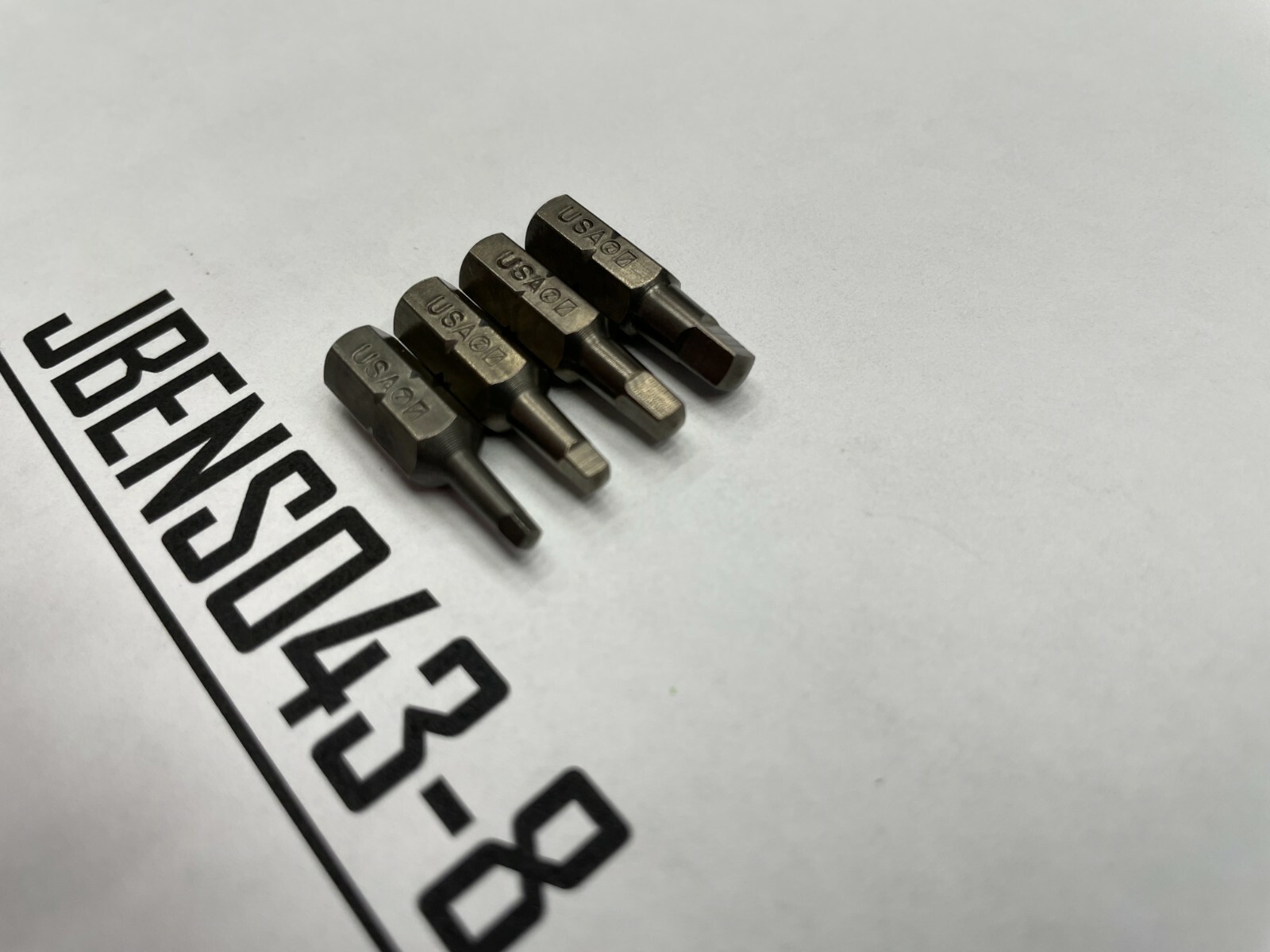 Snap-on Tools USA NEW 4 Piece 1/4″ Hex Drive #0 – #3 Square Bit Lot Set