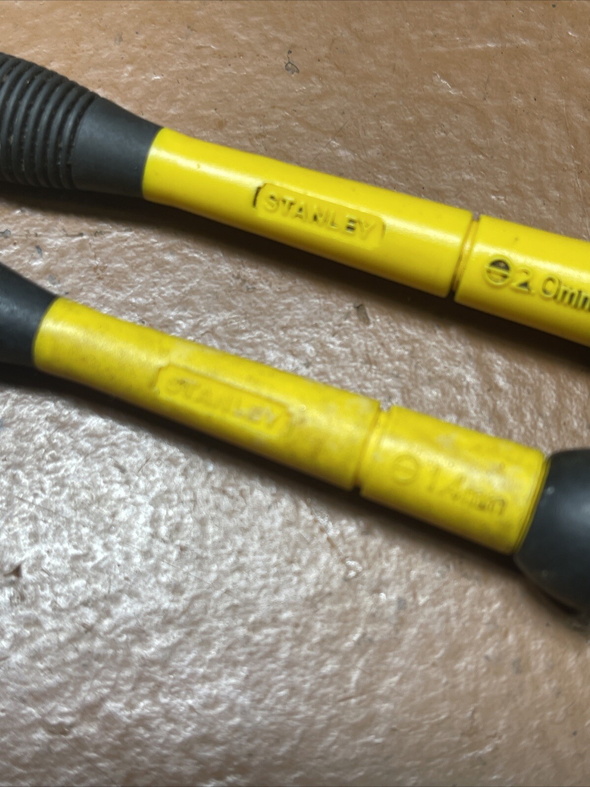 Stanley Tools 2 Piece Metric Precision Mini Screwdriver Set Watch Camera Repair