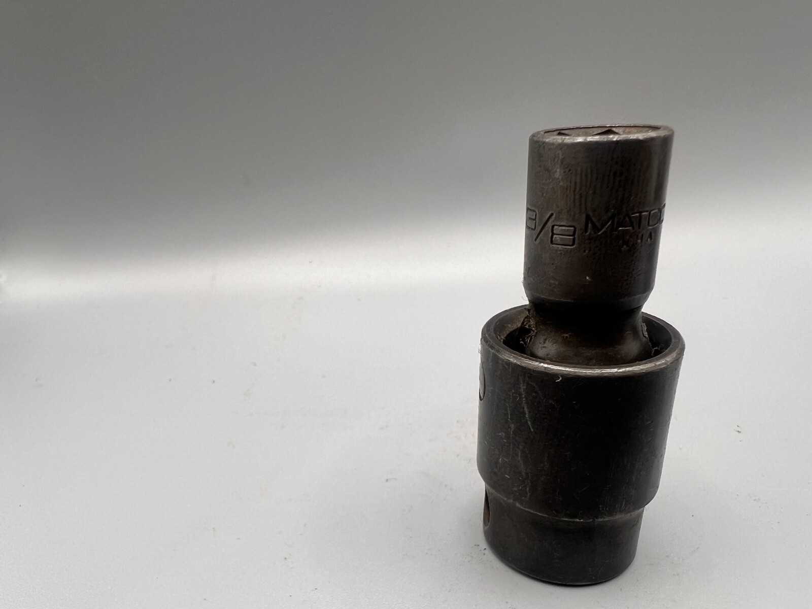 Matco Tools BUP126 Swivel Flex Universal Impact Socket 3/8″ SAE 3/8″ Drive 6 Pt