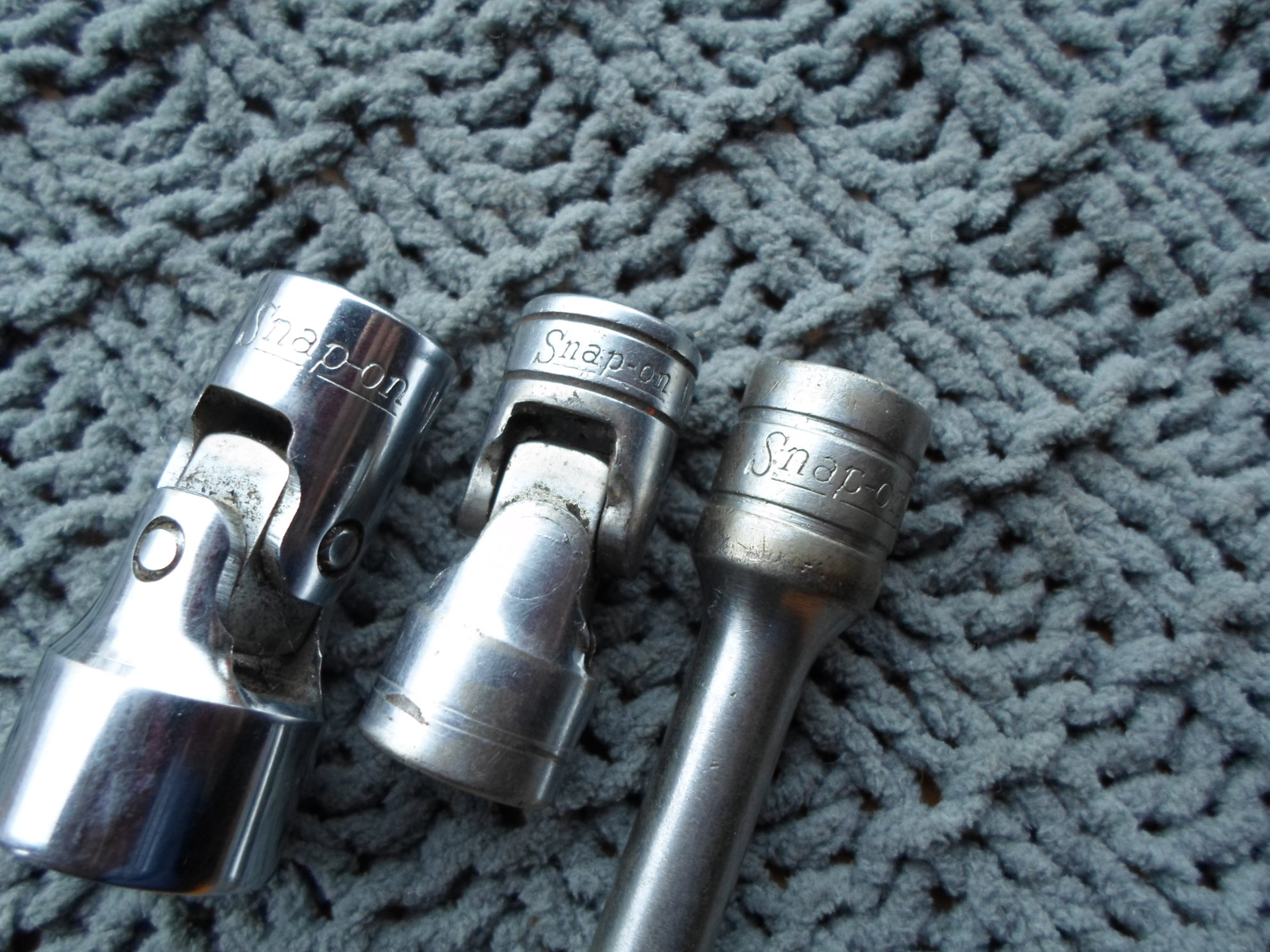 2 vintage SNAP ON 3/8″ drive SWIVEL SOCKETS – 11/16 FVU22 1/2 FS-16-A + extender