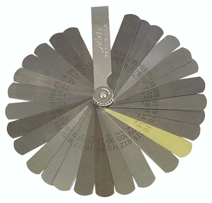 Lisle 68100 Deluxe Feeler Gauge Regular