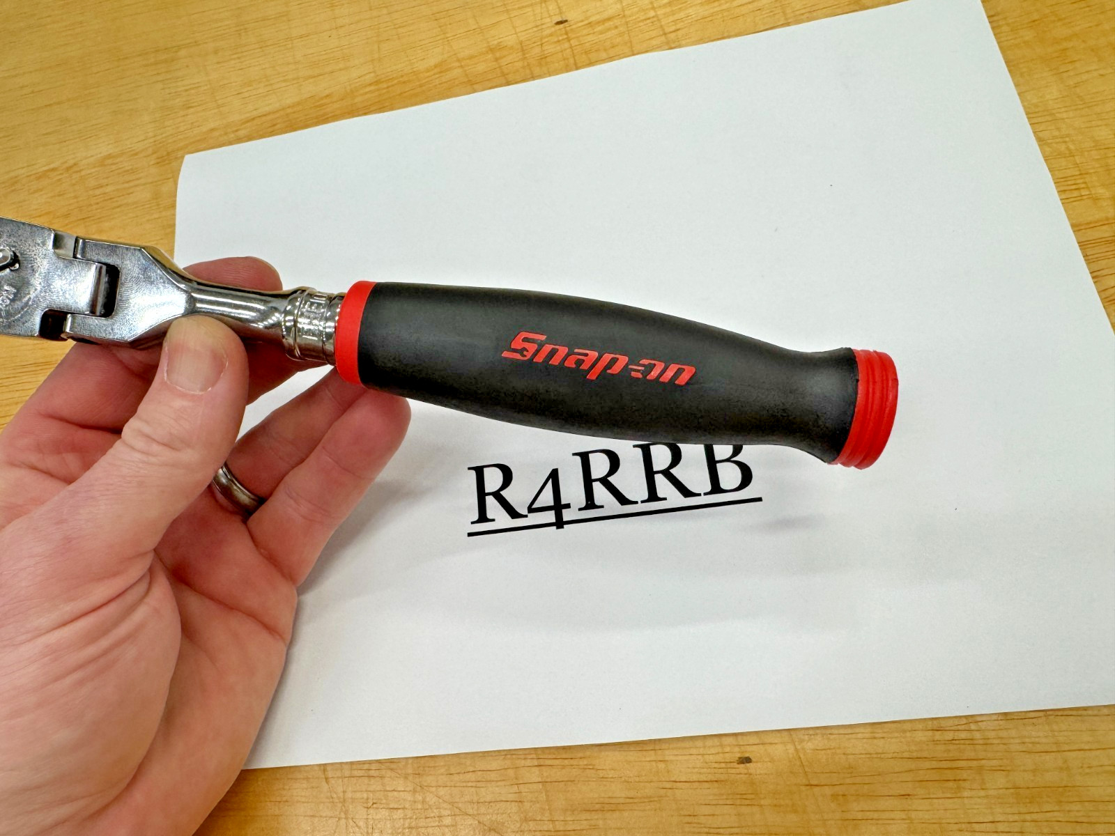 Snap-on Tools USA NEW STYLE 3/8″ Drive 100 Tooth Soft Grip Flex Ratchet FHF100
