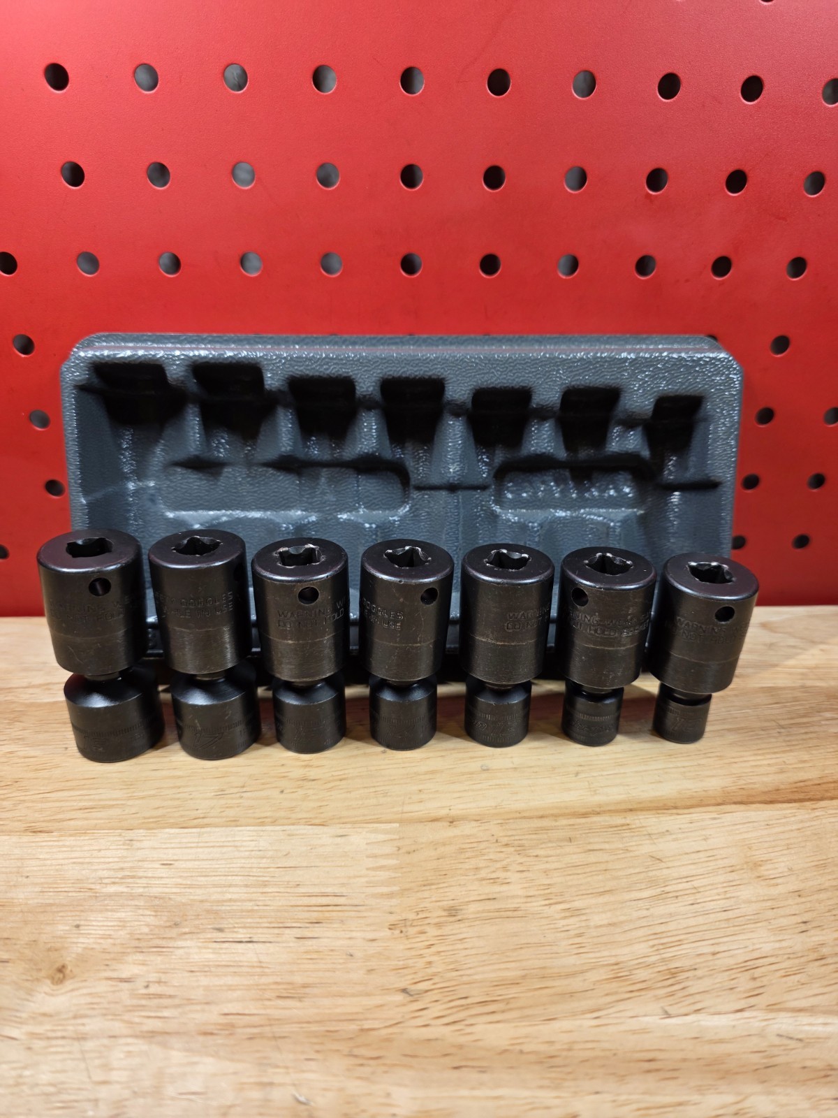 Snap-on Tools 207IPFM 7-Piece 3/8″ Metric Shallow Swivel Impact Socket Set