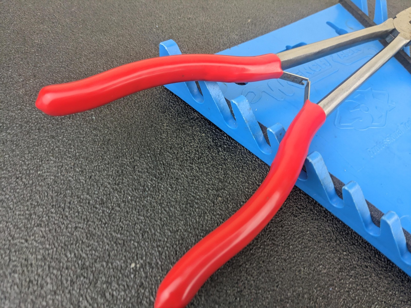 #bm381 Mac Tools P301787 11″ x 1/4″ Red Gripping Hose Pulling Pliers USA