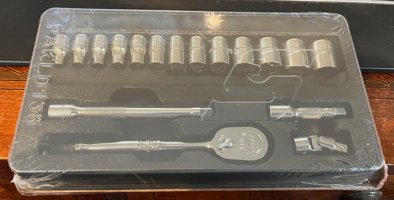 Snap-on Tools 117TMM 17 Piece 1/4″ Drive 6 Point Metric Starter Set & Tray NEW!