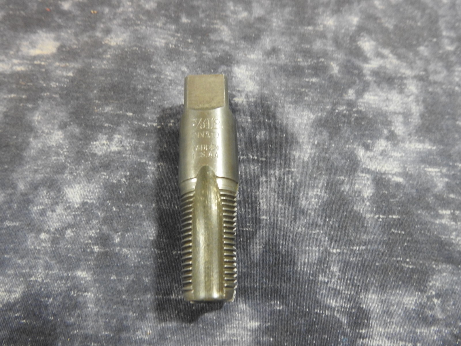 3/8″-18 NPT Taper Pipe Tap USA RH Steel 4 Flute USA