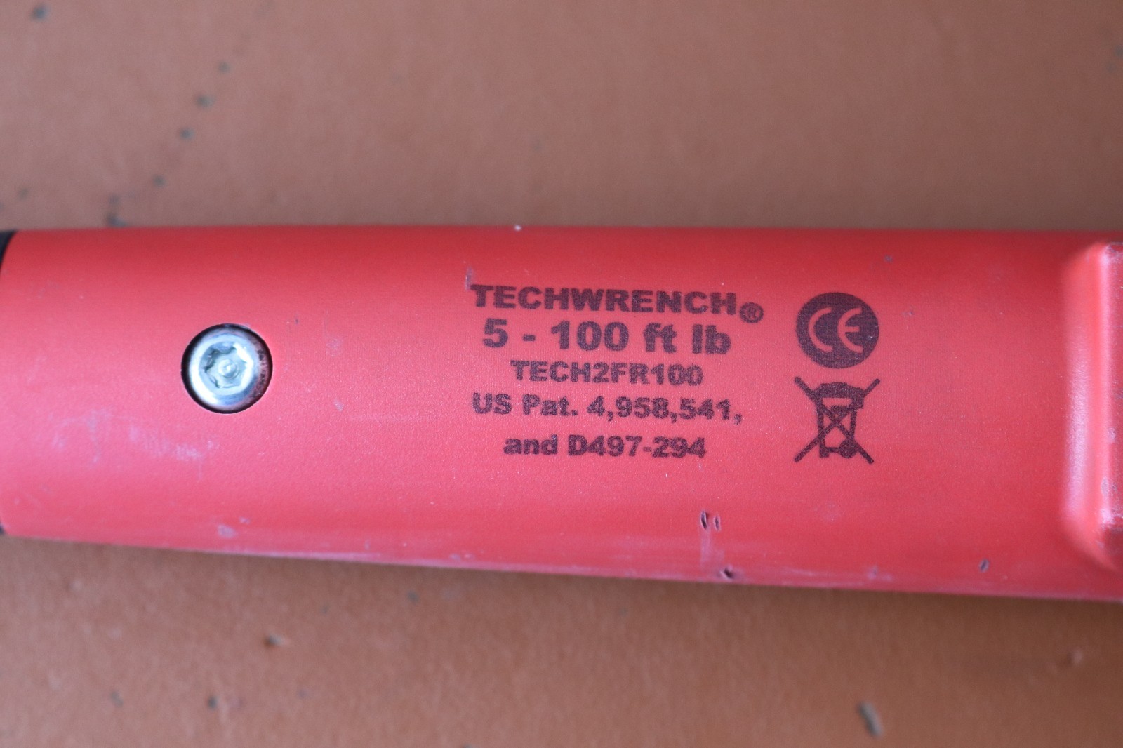 Snap-on 5-100 ft lb Flex-Head 3/8″ Techwrench – ATECH2FR100A