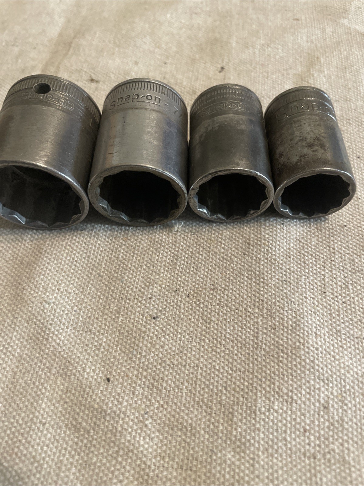 Snap On USA Socket Set 1/2” Drive 12 Point SAE 11/16”-1” Vintage 4pc #B6