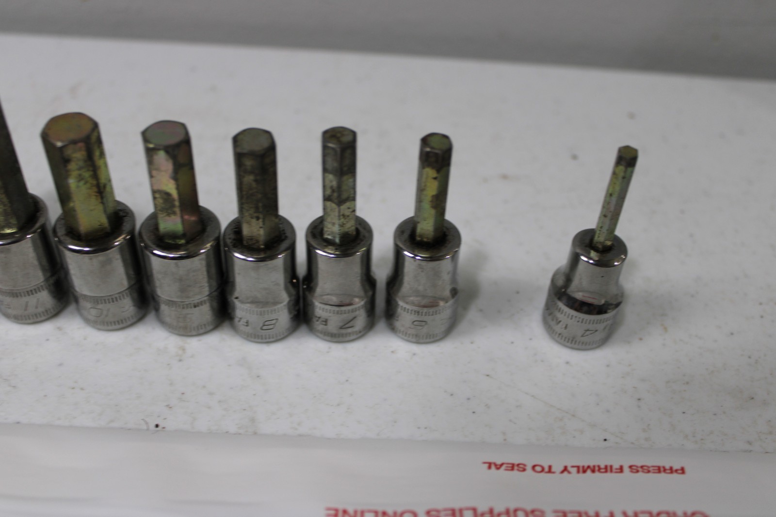 Snap On 9 pc Combination Drive Metric Standard Hex Bit Socket Set (2-10 mm)