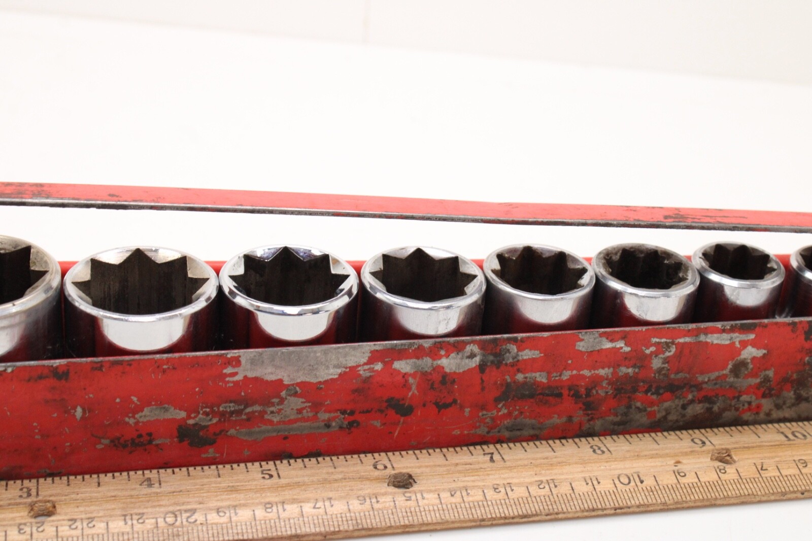 Mac Tools V128-V328 3/8″ – 7/8″ 1″ 1/2 Drive 8 Point SAE Chrome Socket Set
