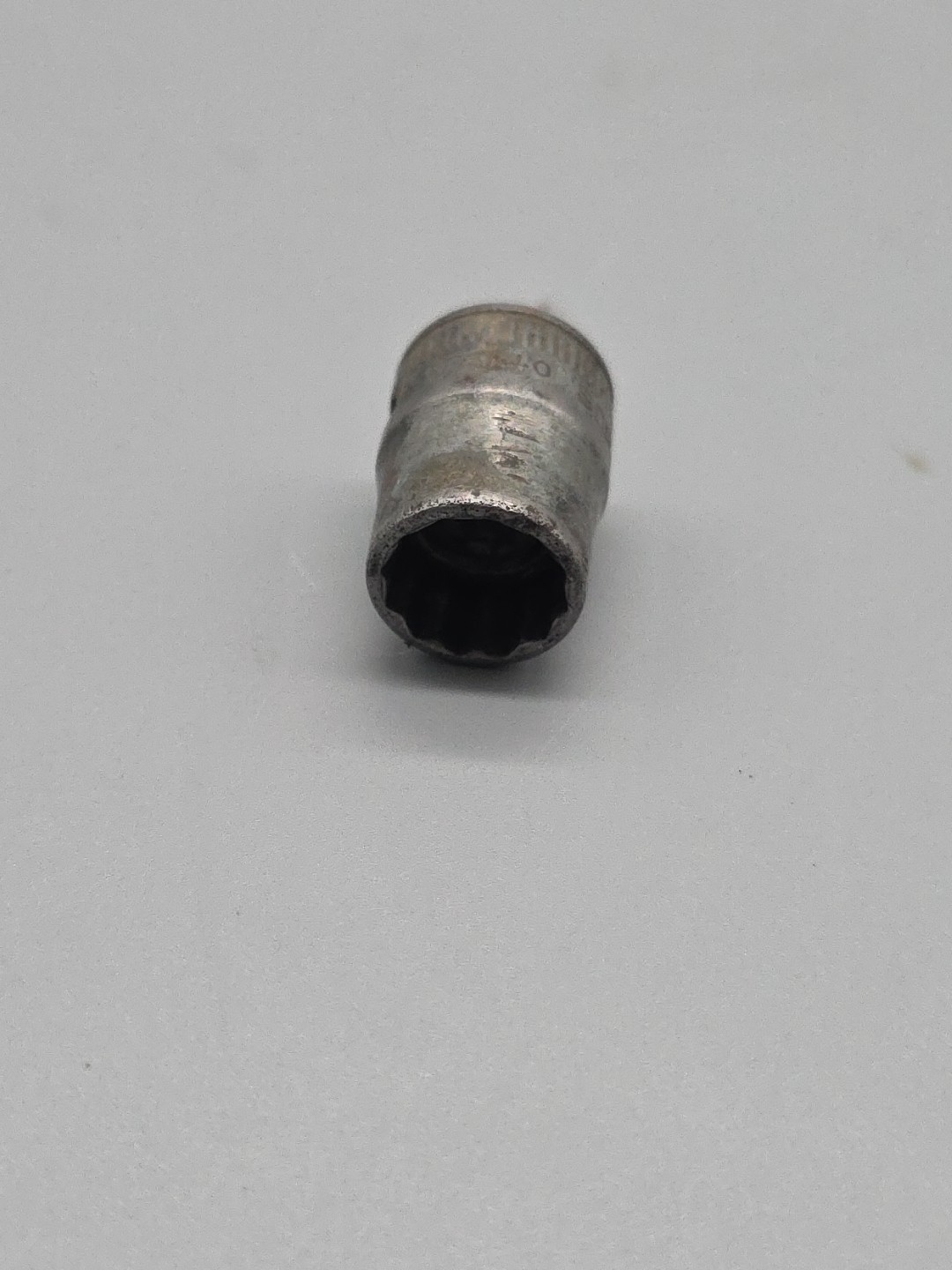 Snap On Tools F-140 7/16″ Socket 12 Point 3/8″ Drive USA