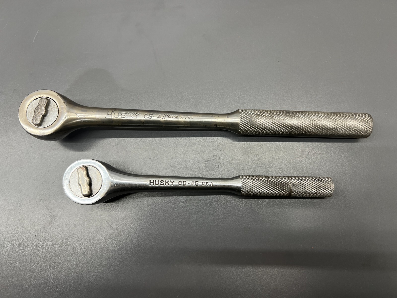 (Z) VINTAGE HUSKY CB 45 & CS 43 1/2″ & 3/8″ DRIVE RATCHET SET JUST SVCD NICE USA