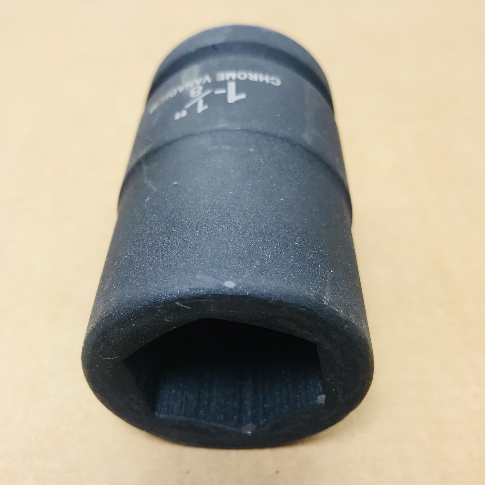 1-1/8″ Black Chrome Vanadium 1″ Drive 6 Point Impact Socket