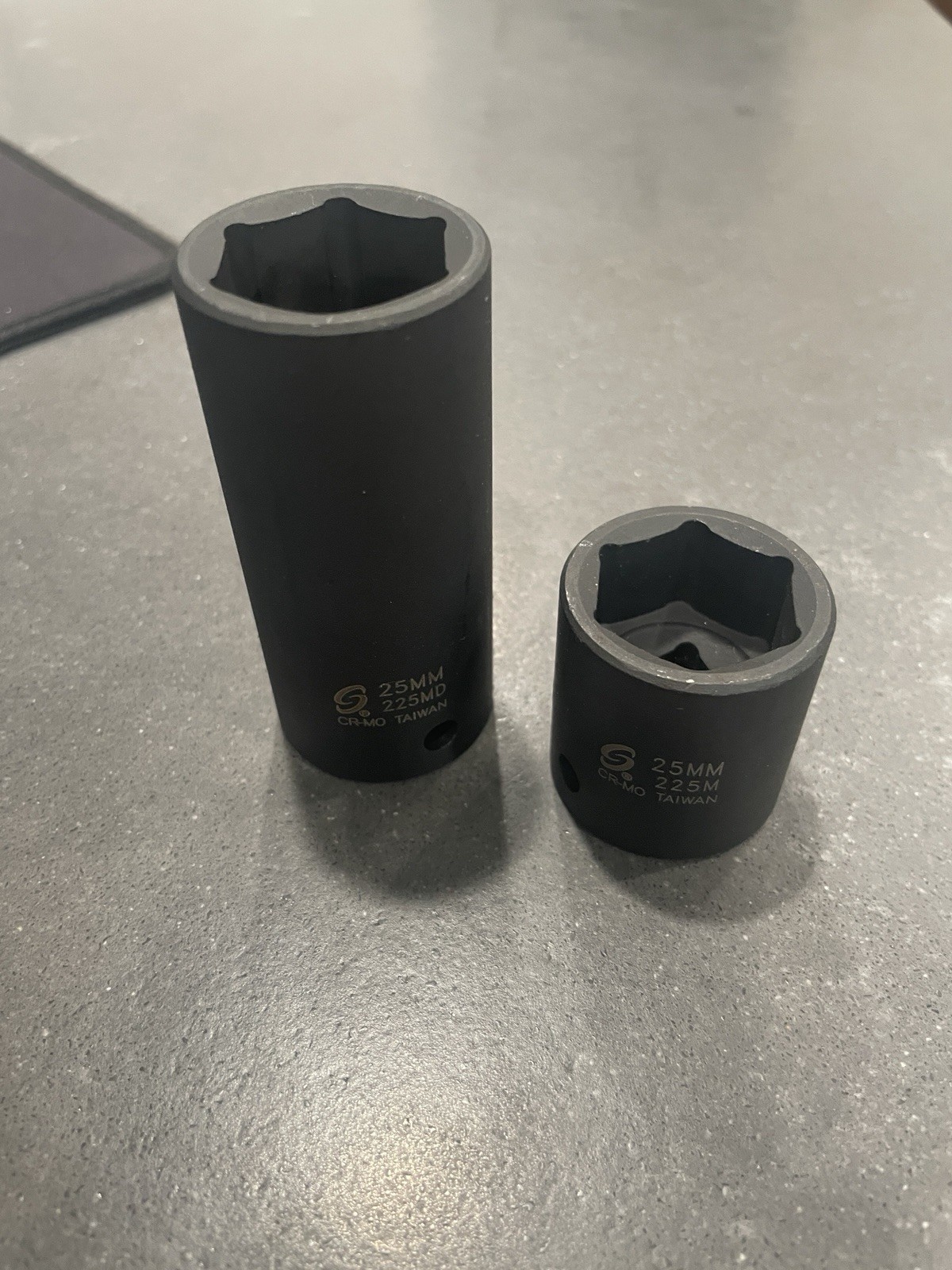 Sunex 225M Shallow & 225MD Deep 25MM Impact Socket Pair, 6-Point, 1/2″ Drive New