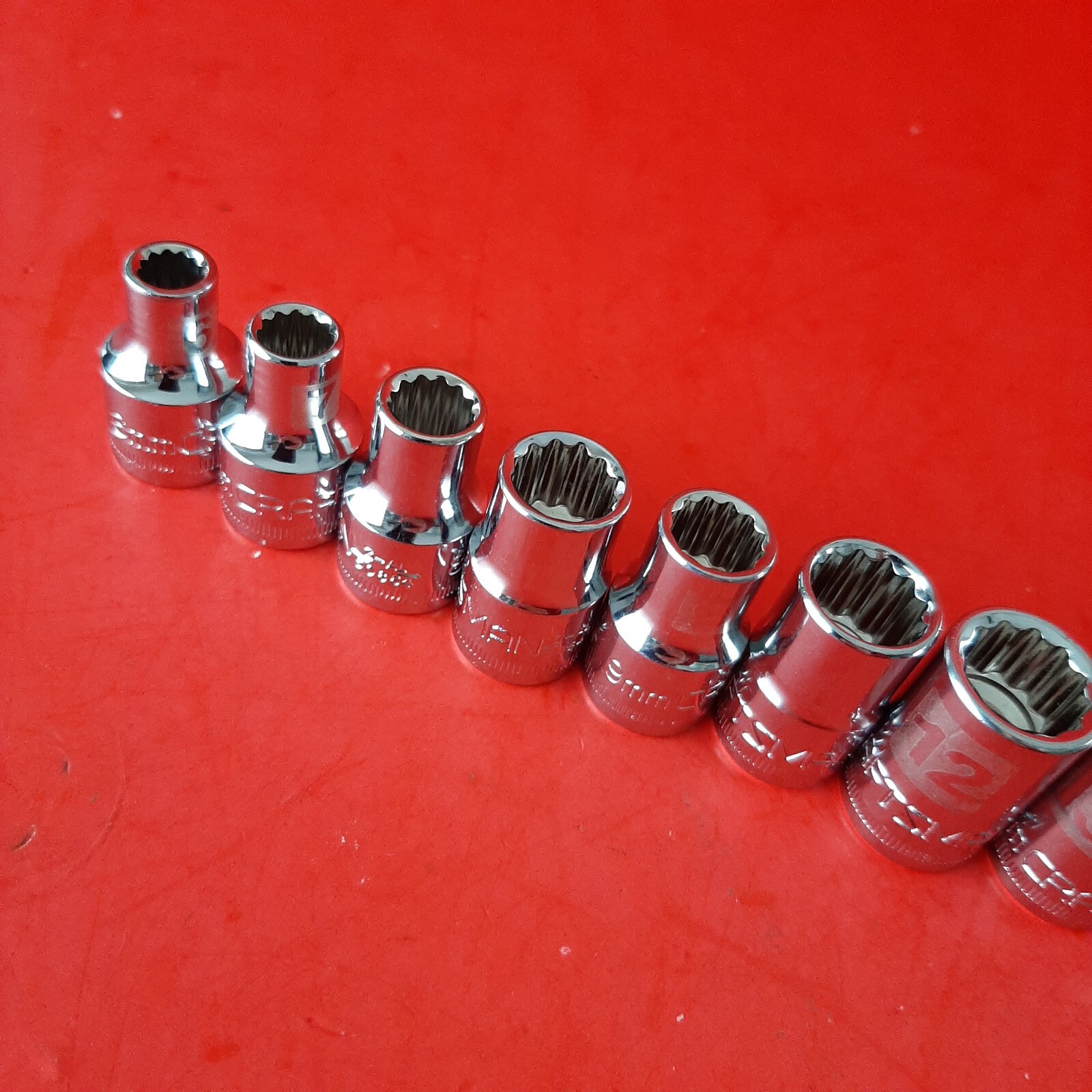 NEW 6-19 21mm Easy Read Craftsman 3/8″ Drive METRIC Shallow 12 Point Socket Set
