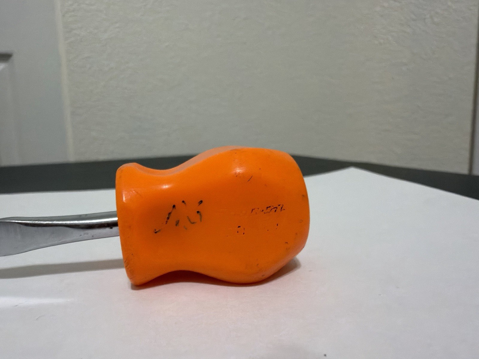 Snap On Flat Tip Stubby Screwdriver
