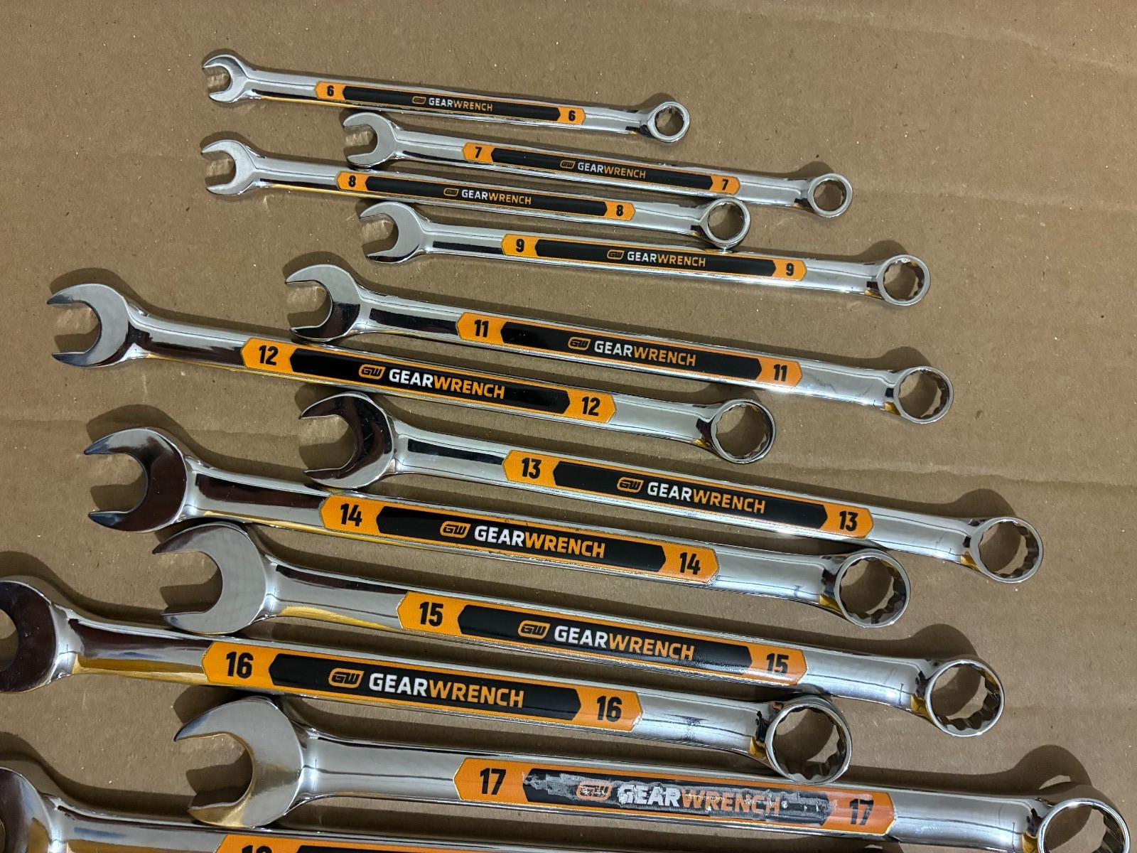 Gearwrench 23 PC 12 Point Metric Hi-Viz Long Pattern Combination Wrench Set