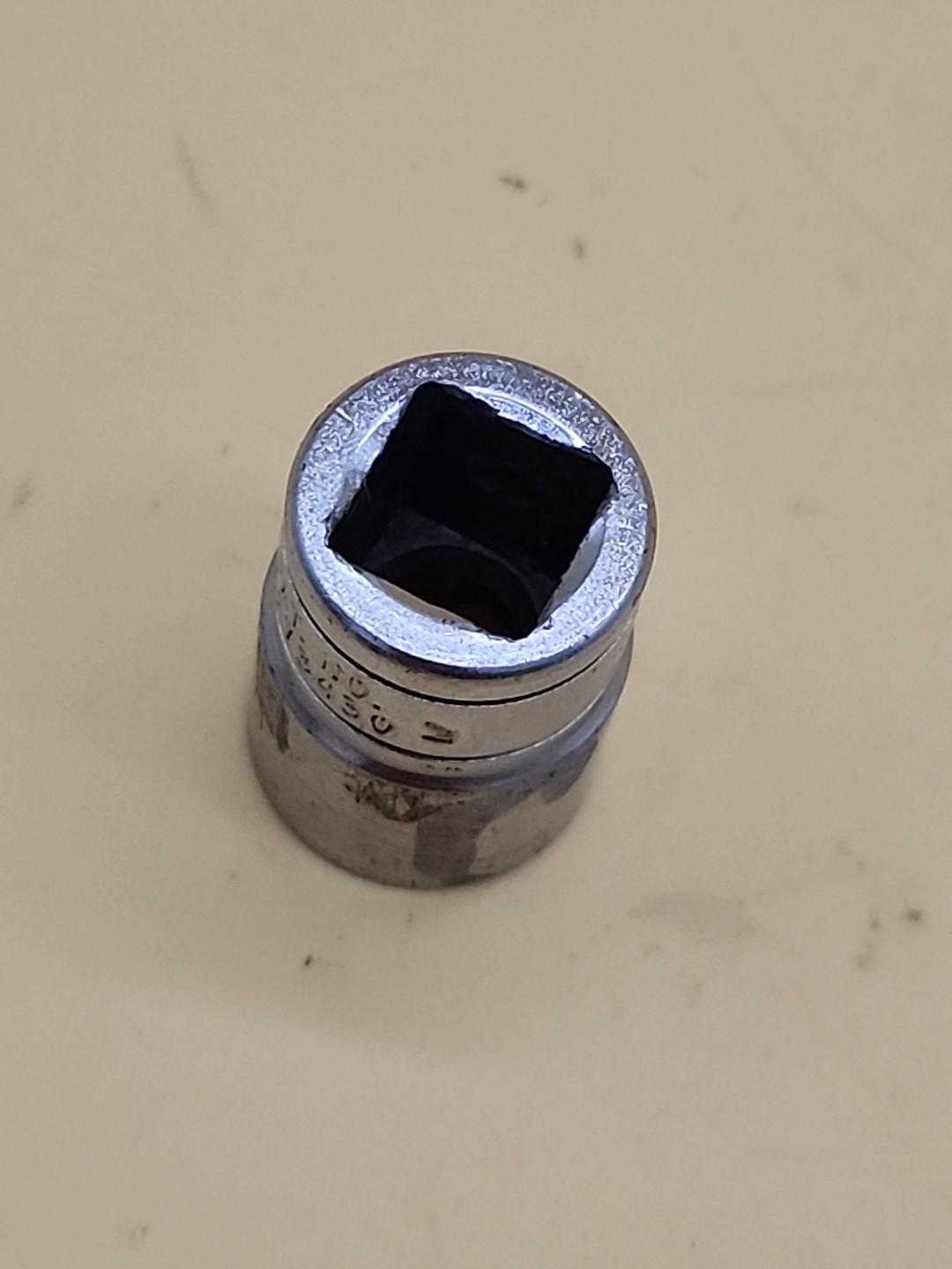 Snap-on Tools Tools 3/8″ Drive 1/2″ Shallow 12pt SAE Socket F161 USA