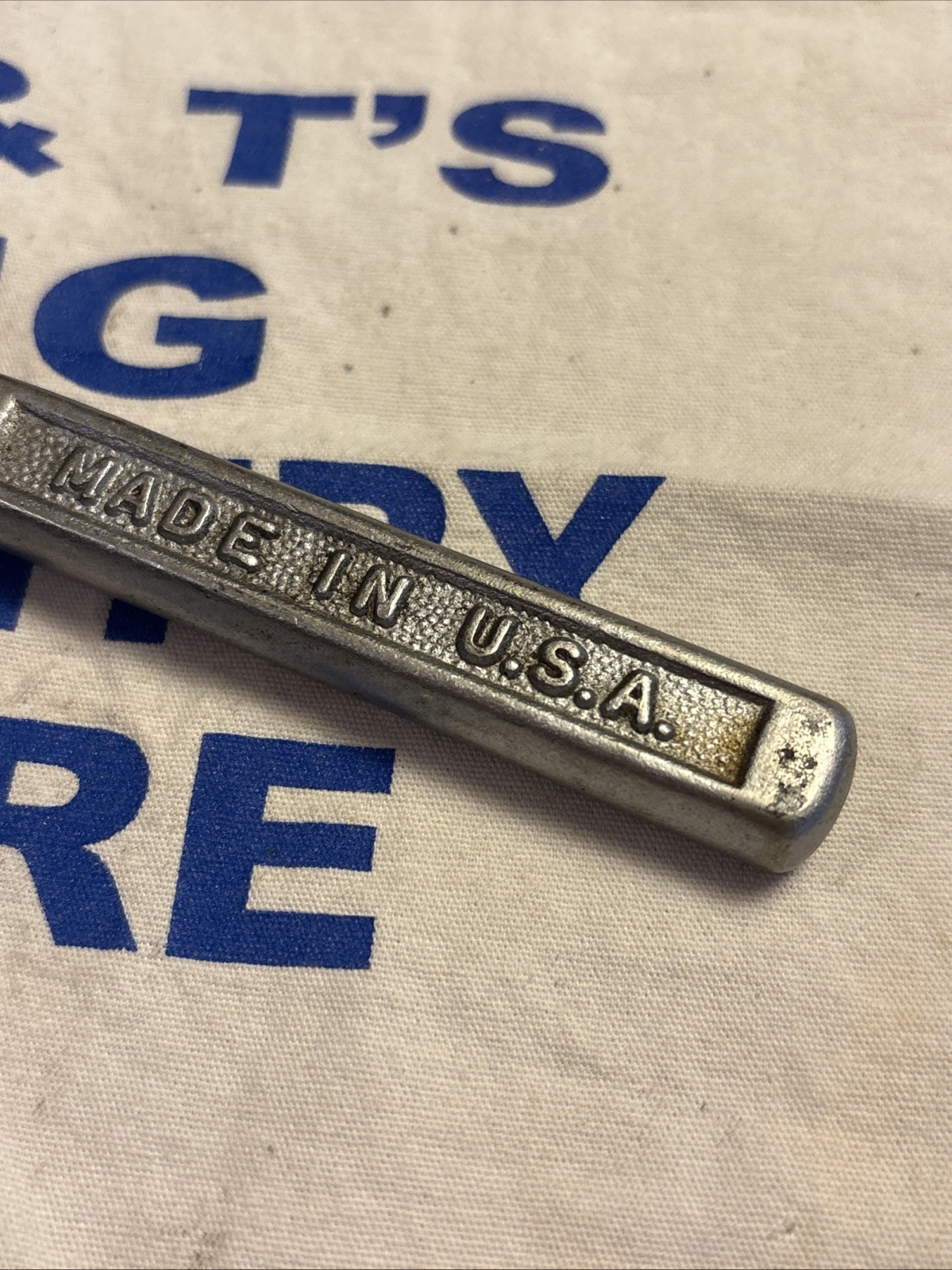 Vintage Plomb Plumb PLVMB USA SAE 3/4″ Flare Nut Line Pebble Finish Wrench 3724