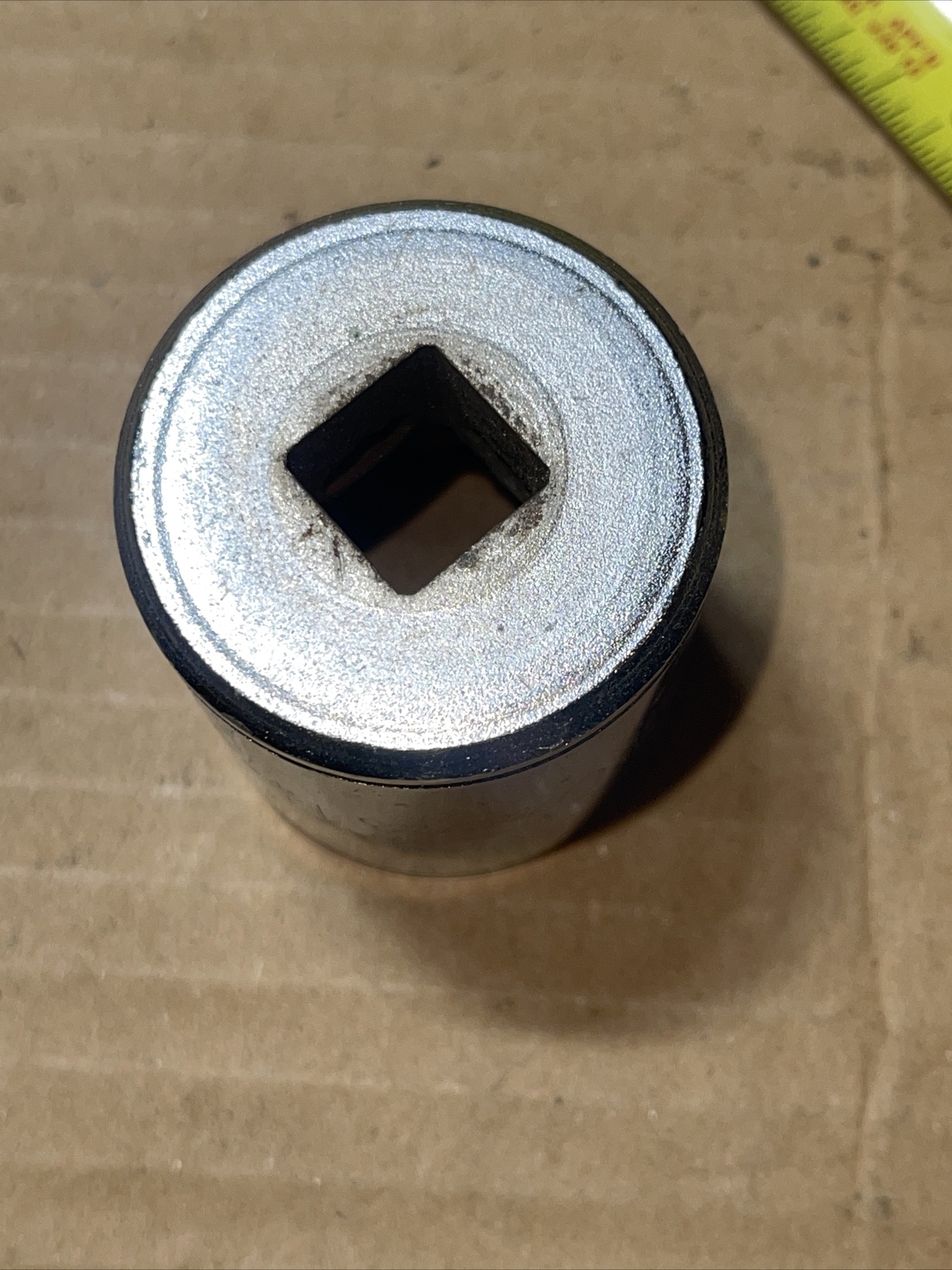 Vintage Grants WTG No 5-3848 1 1/4 In SAE 1/2 Drive 12 Point Socket Rare 53848