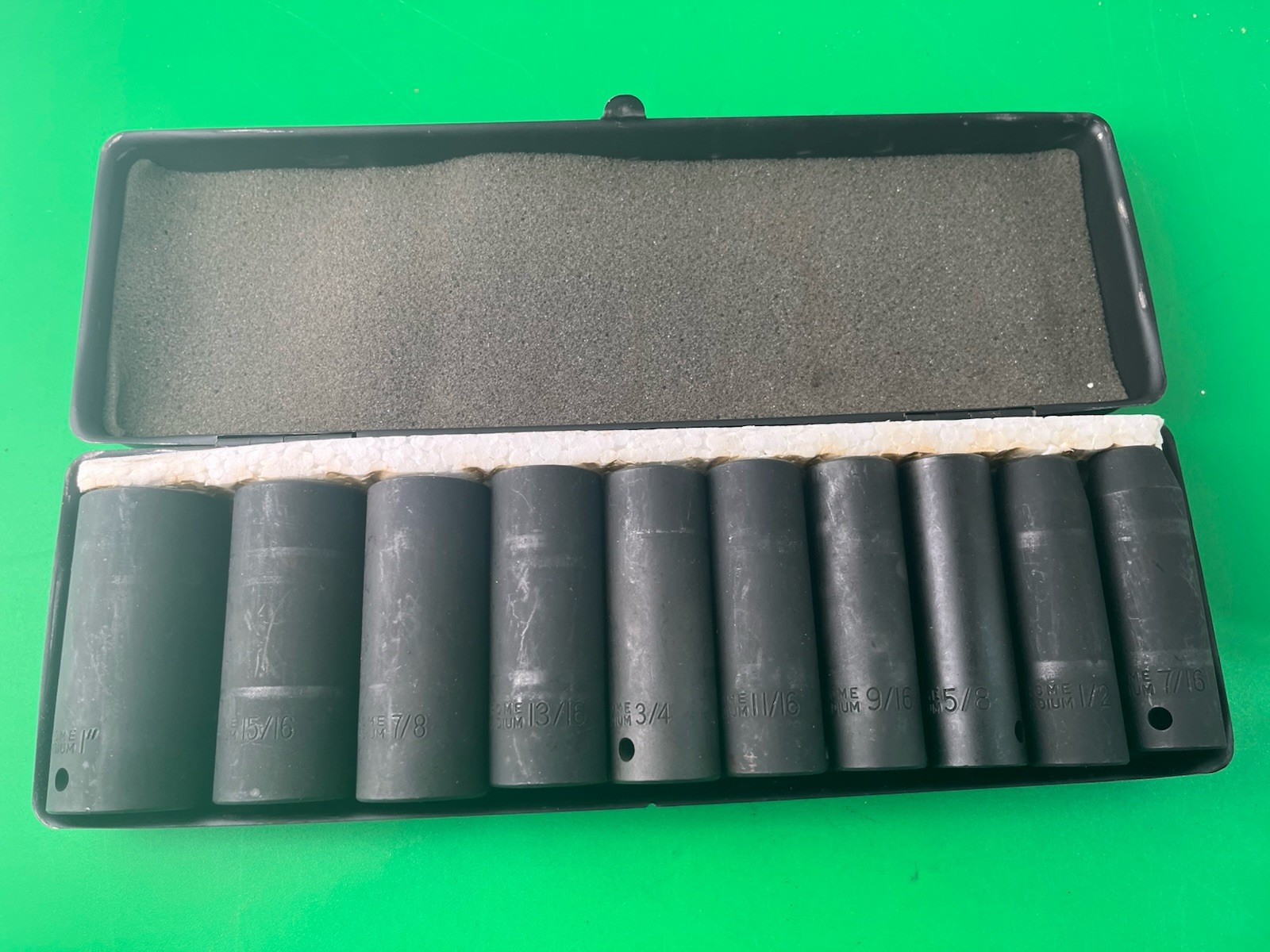 VTG Pittsburgh Chrome Vanadium 10 Pc Black Socket Set Complete