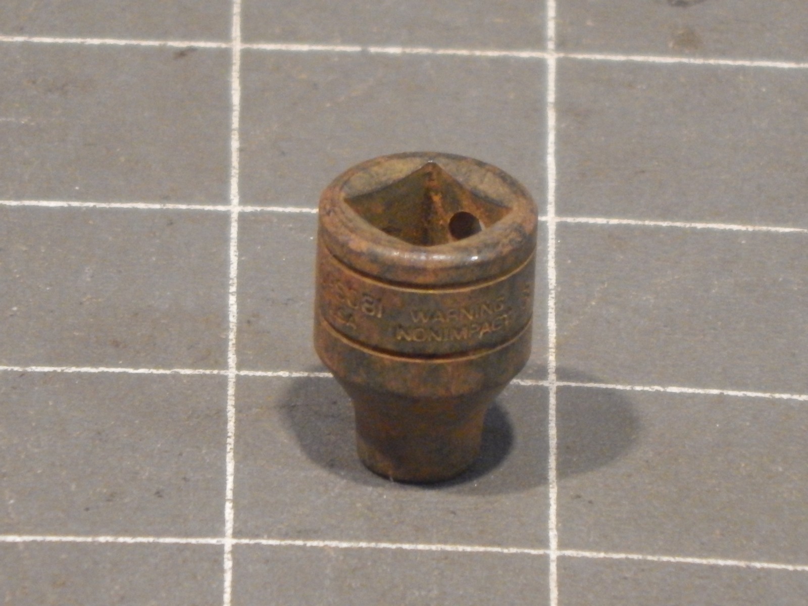 Snap On Tools Industrial 3/8″ Drive Shallow Socket 1/4″ GFS081 6Pt 6 Point Dr
