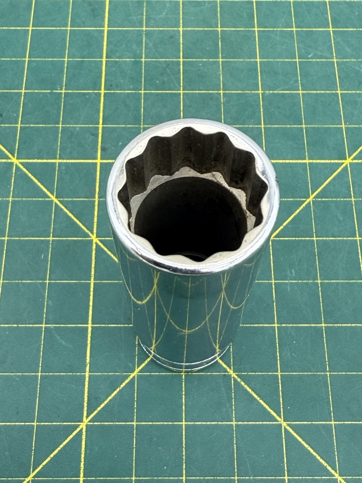 Snap-On Tools S261 1/2″ Drive 12-Point SAE 13/16″ Deep Chrome Socket – USA – NEW