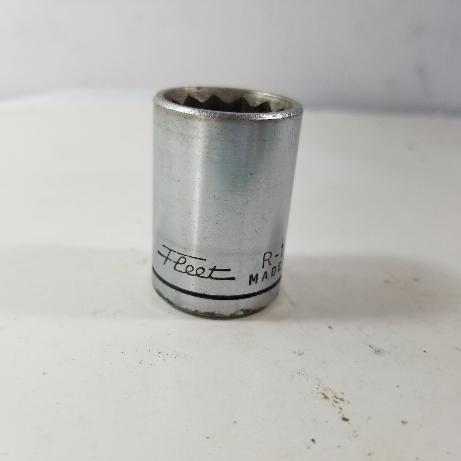 Fleet SAE Socket 11/16″, 12 point, 1/2in drive. R-1222 Made in USA