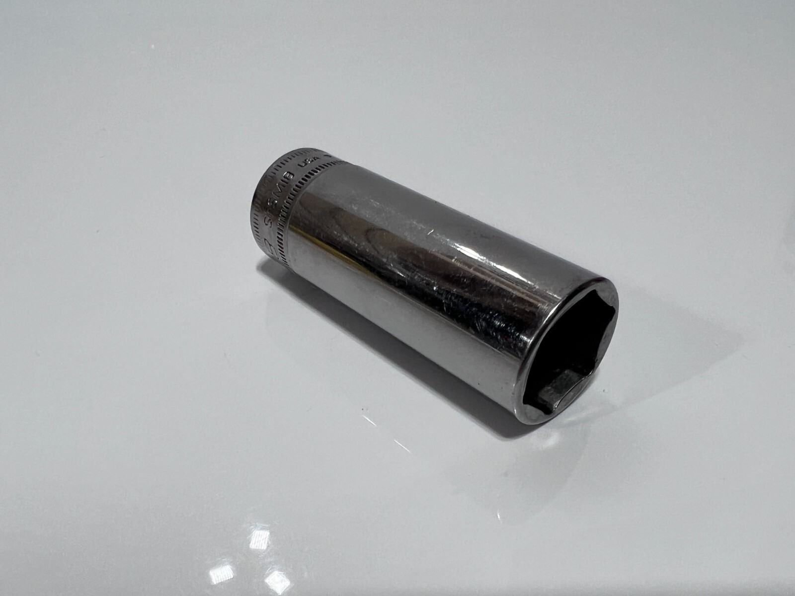 Snap-On Tools USA SFSM18 Metric 18mm Deep Chrome Socket – 3/8″ Drive – 6 Point