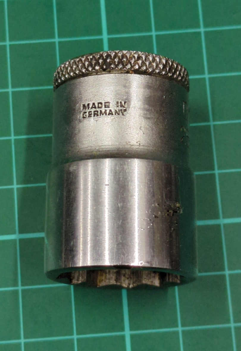 Vintage GEDORE 1/2″ Drive 12 Point, 25/32″ Shallow Socket Made In Germany