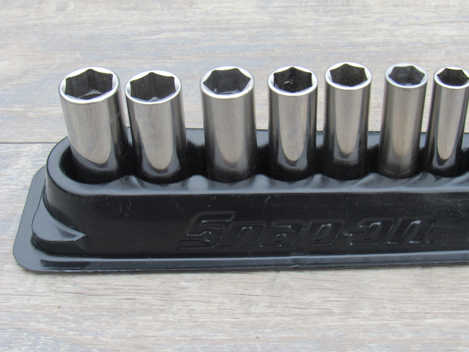SNAP ON 12 PC 112STMMY 1/4″ METRIC 6 PT DEEP SOCKET SET 5MM – 15MMSTMM5 – STMM15