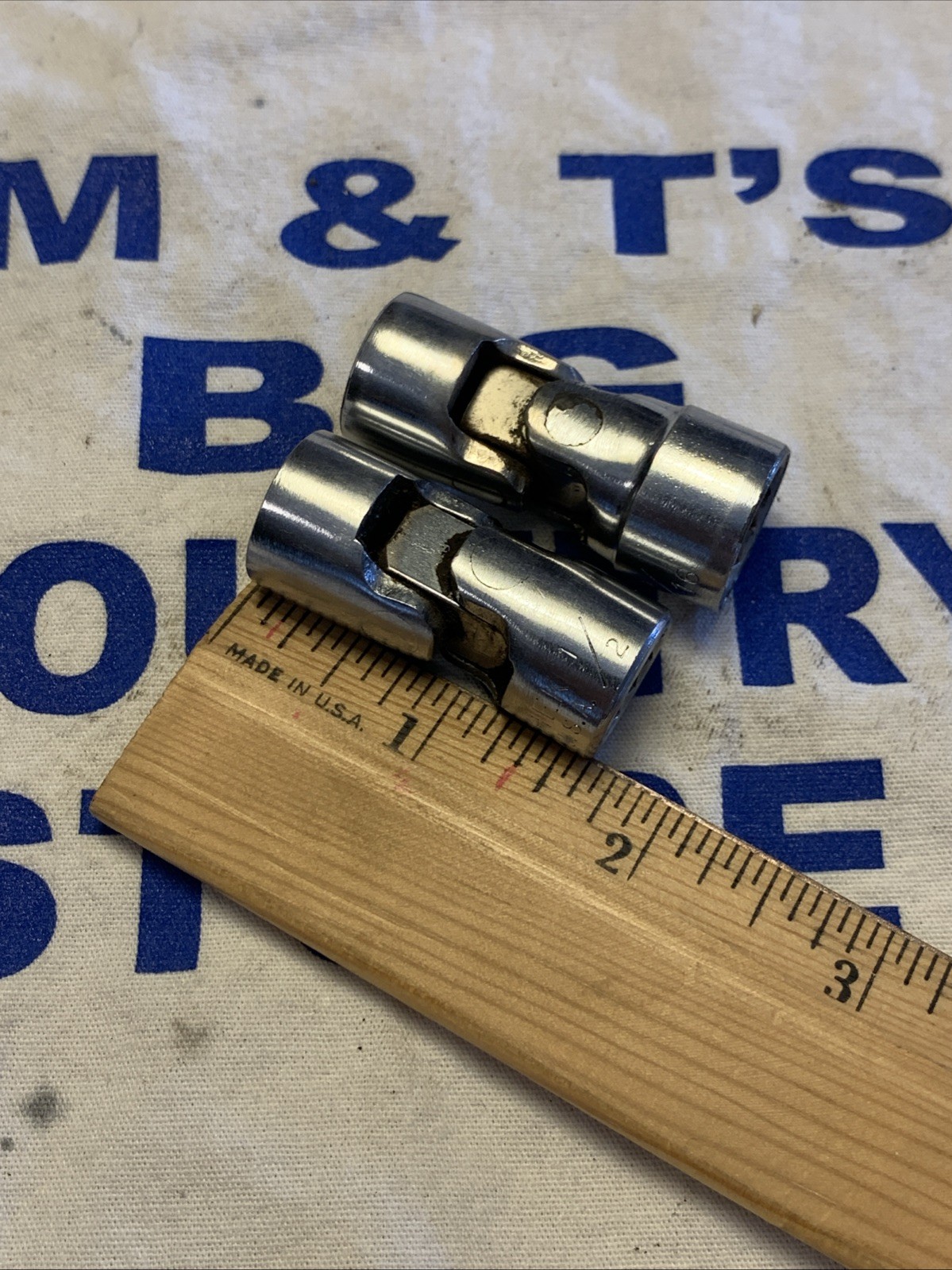 Vintage Vlchek USA 3/8″ Drive 12pt 1/2″ & 9/16″ Swivel Sockets 2616 & 2618