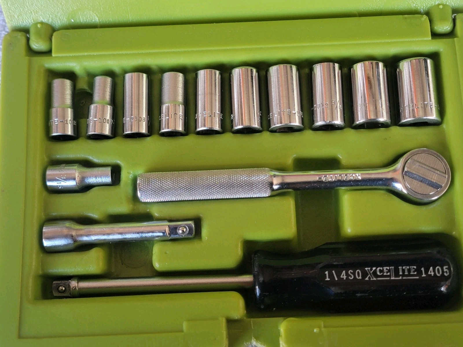 14pc XceLite 1001 Square Drive Socket Set 1/4″ + Ratchet & Ext. Plastic Case USA