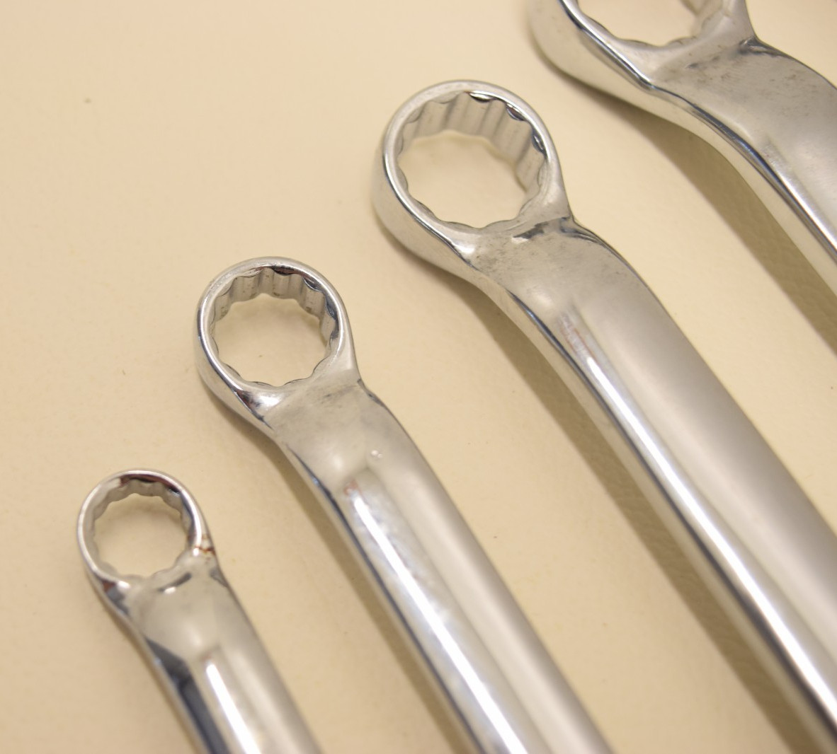Snap On 5pc 12-Point SAE Box End Offset Wrench Set XB2830-XB1214 15/16″-3/8″