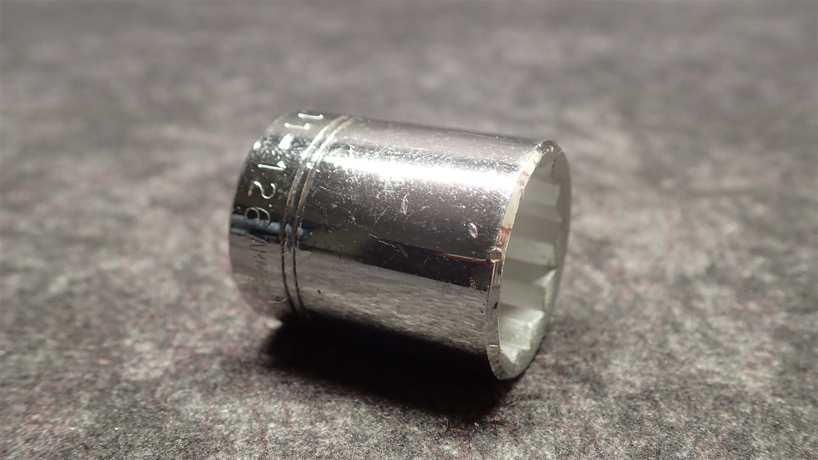 ARMSTRONG 3/8″ Drive, 13/16″ Standard Hand Socket, 12 Pts Chrome 11-126 BN101