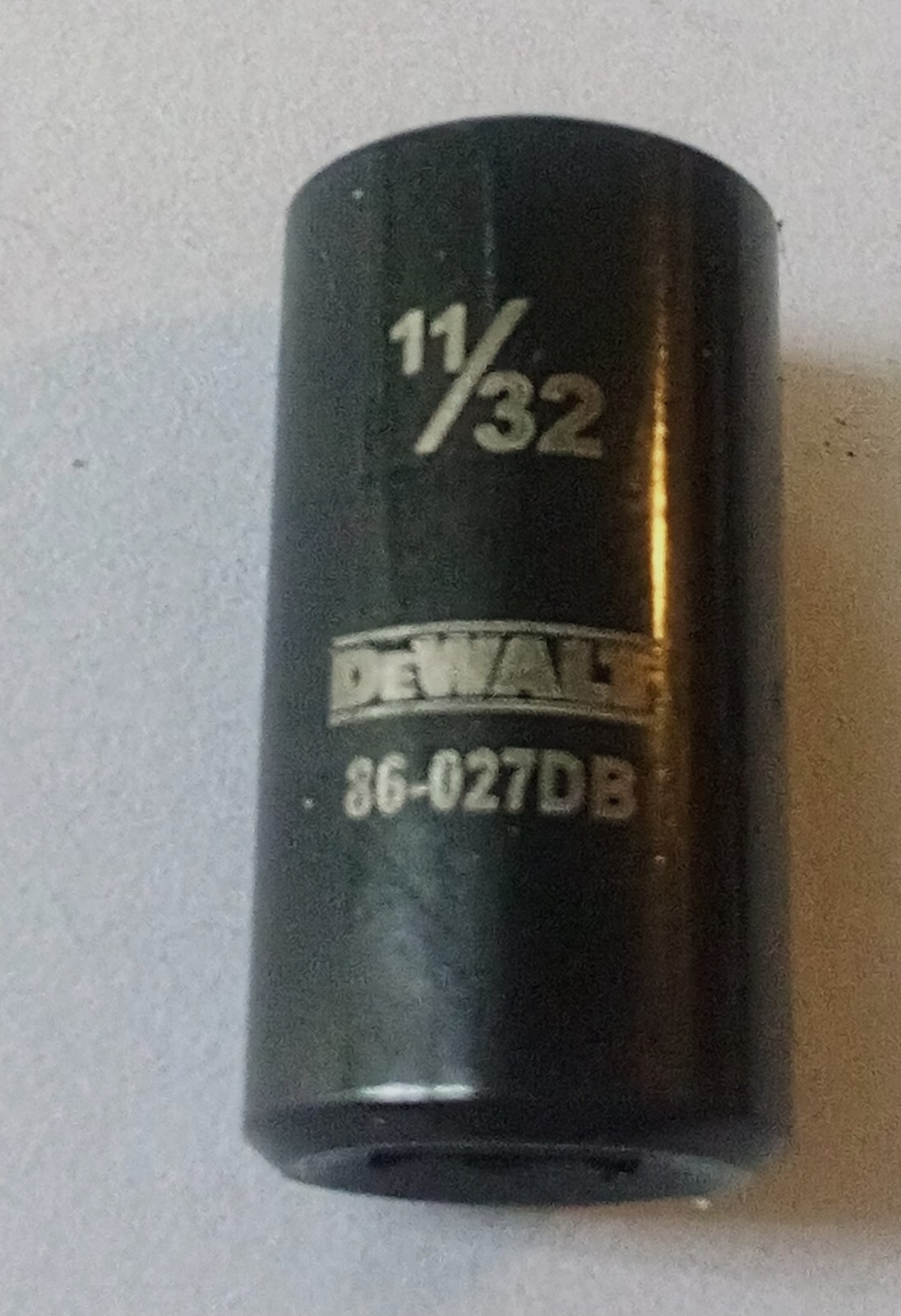 DeWalt 11/32″ x 1/4″ Dr SAE Black Chrome Socket  86-027DB – 6 Pt Free Shipping