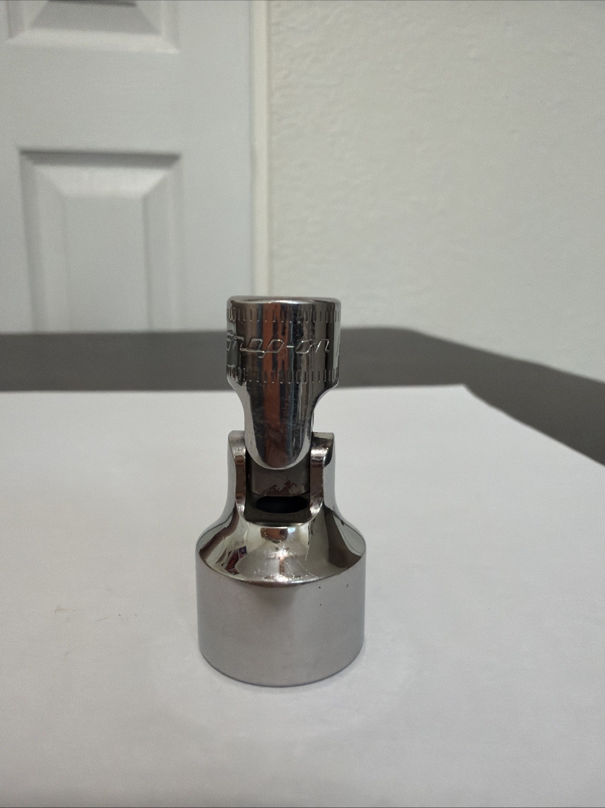 Snap-On TMUSM15A 15mm 1/4″-Drive 6-Point Shallow Swivel Socket