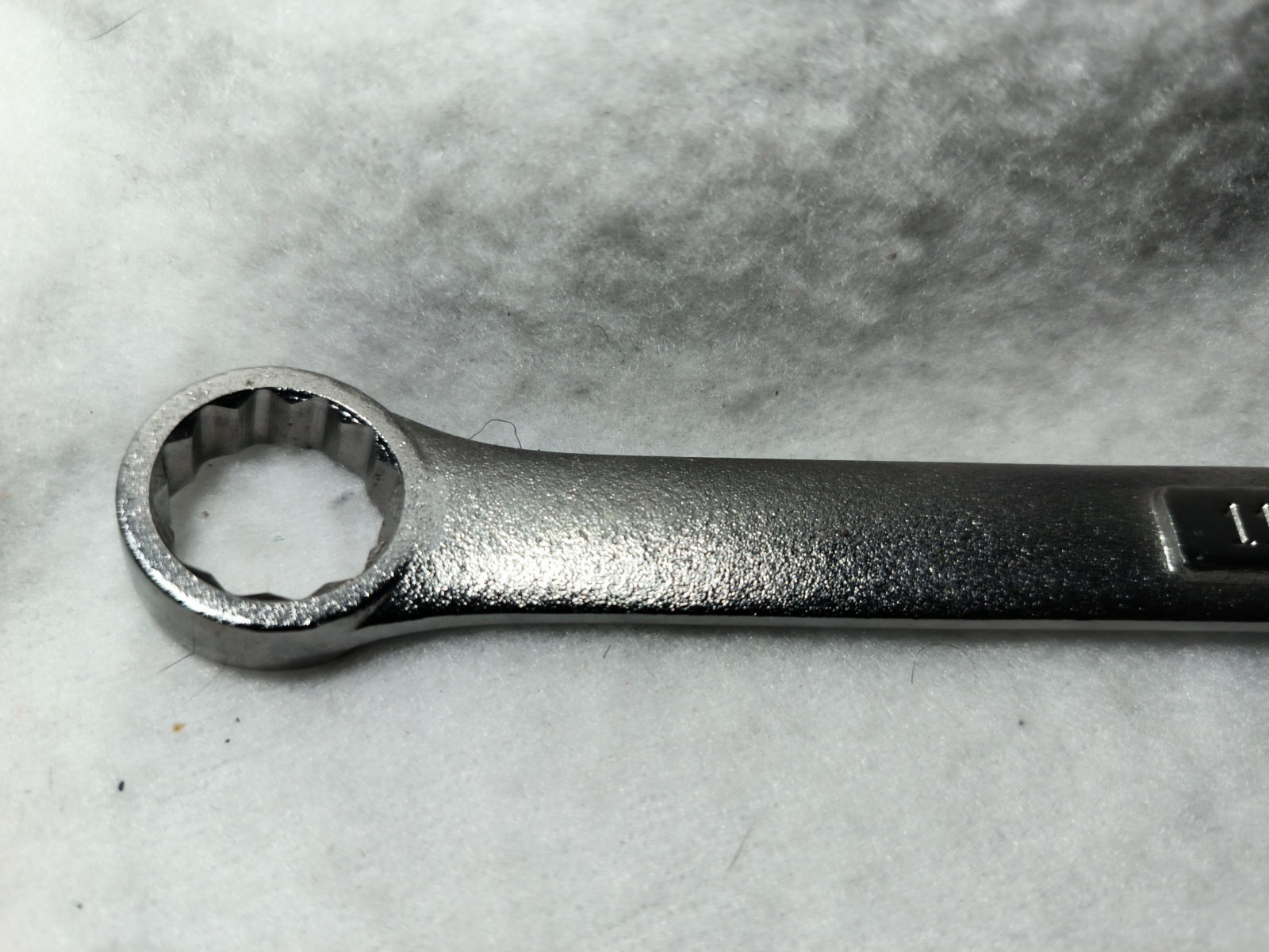 Craftsman 43927 11/16 in and 13/16 in. 12pt. Double Box End Wrench USA