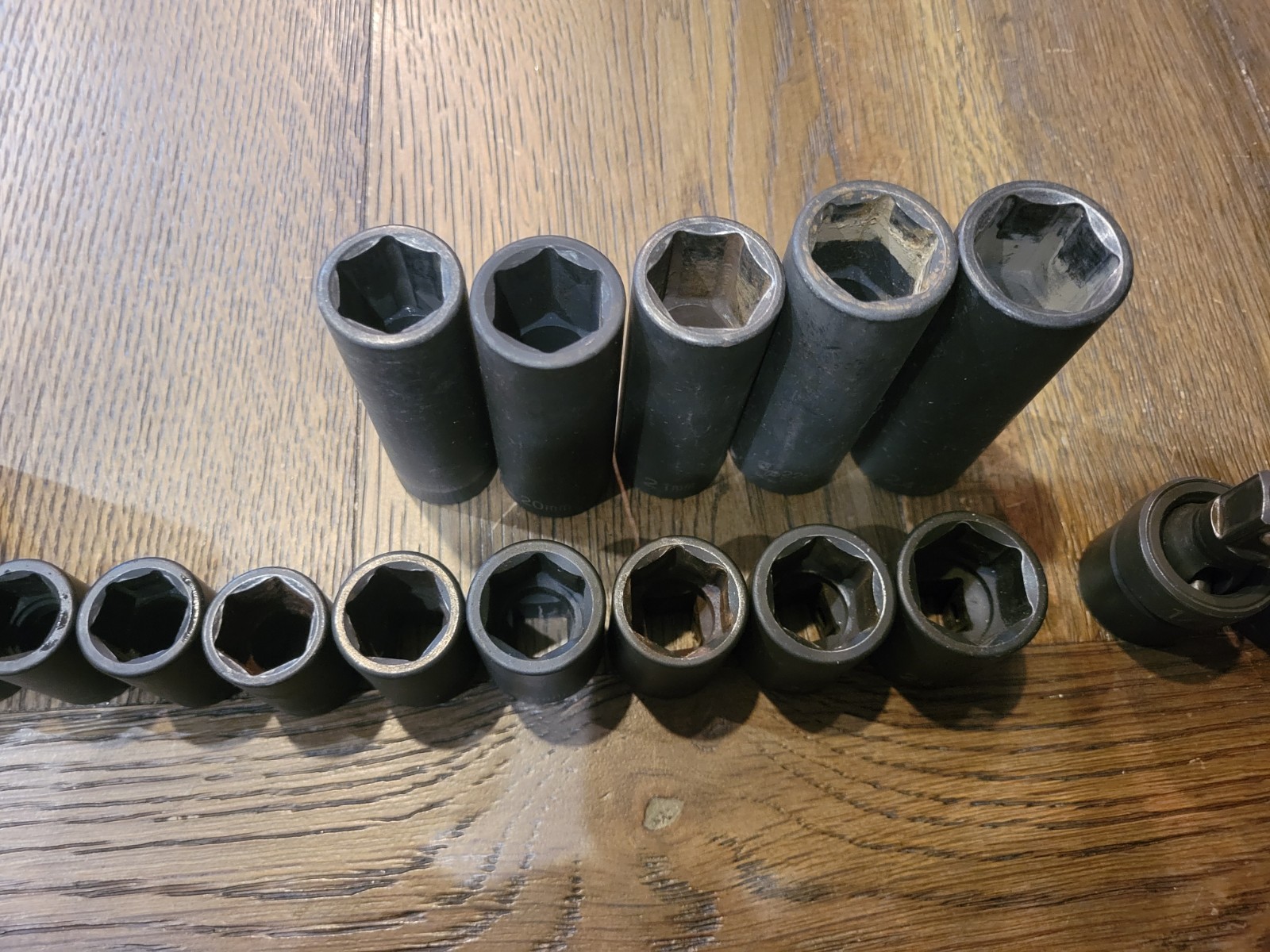 Grey Pneumatic 1/2″ Drive Metric Impact Sockets. Shallow And Deep With Extension