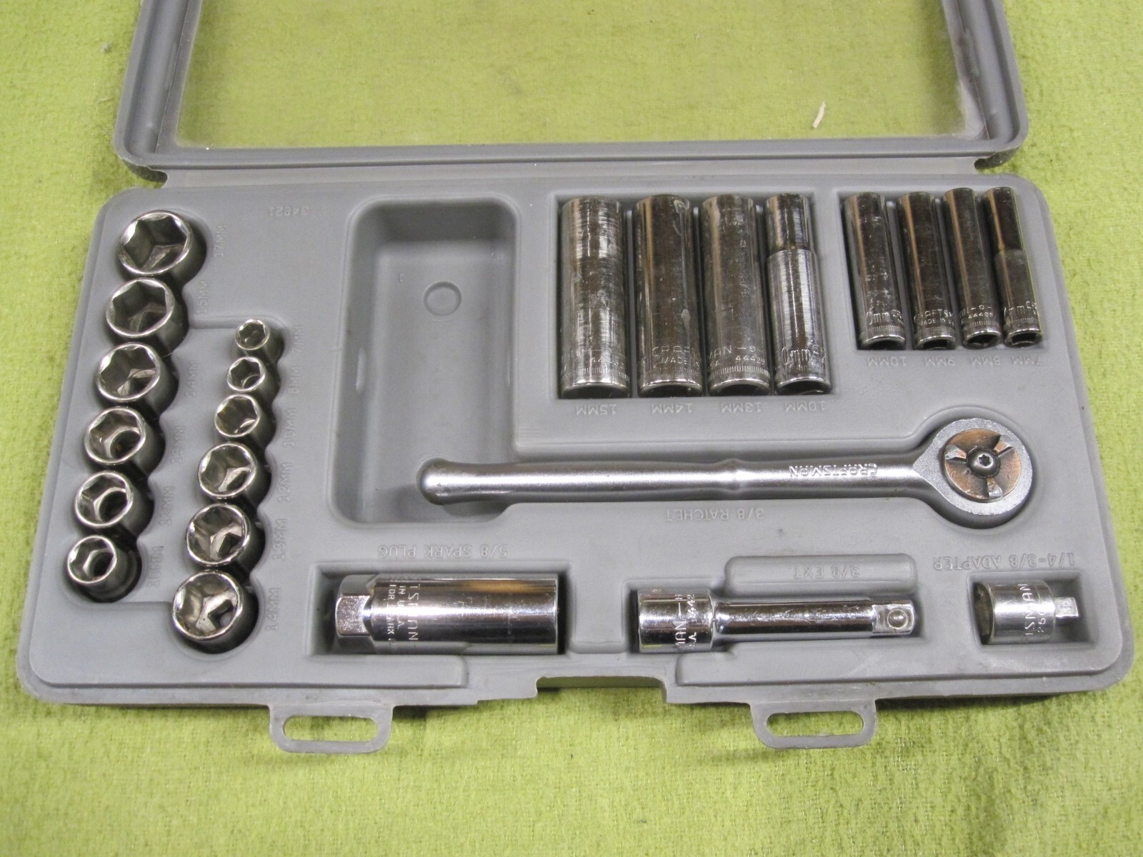 Vintage Craftsman 3/8″ Drive 24pc SAE 6pt Socket Ratchet Set 34821 Made in USA