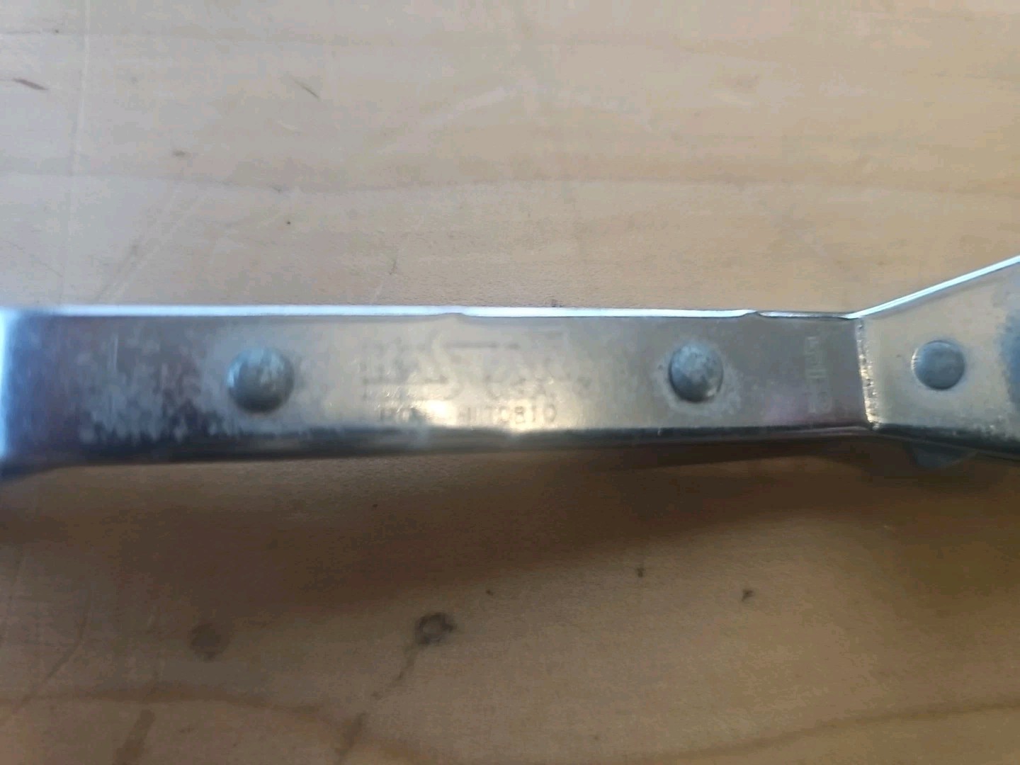 KASTAR Row-BIT0810 Offset Ratcheting Screwdriver 1/4″ Hold Wrench, Free Shipping
