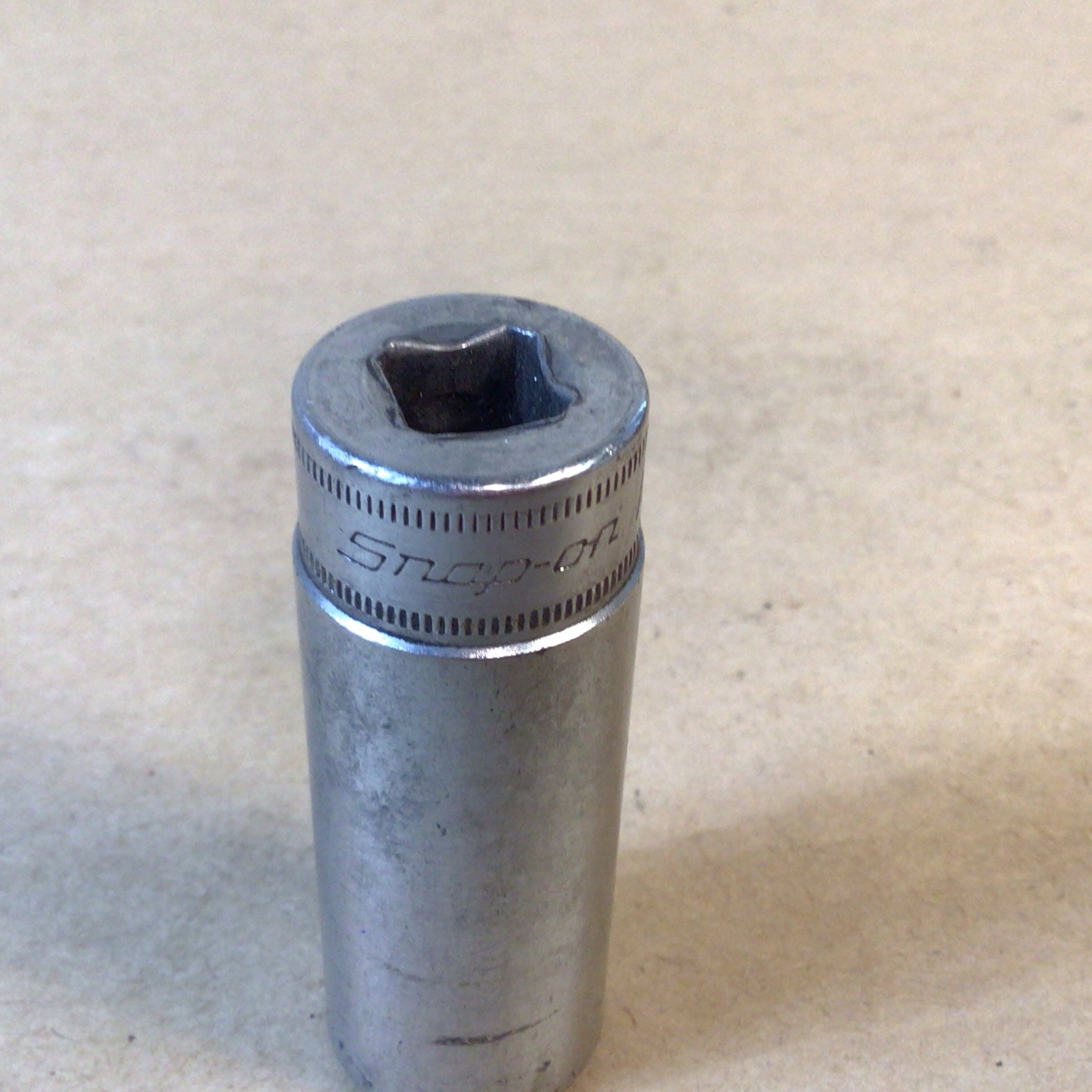 Snap On 3/8″ Drive 6-Point Metric 18 mm Flank Drive® Deep Socket SFSM18