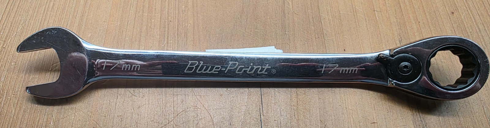 Blue Point Reversible Ratcheting Combination Wrench Metric 8mm-17mm & 1/2″