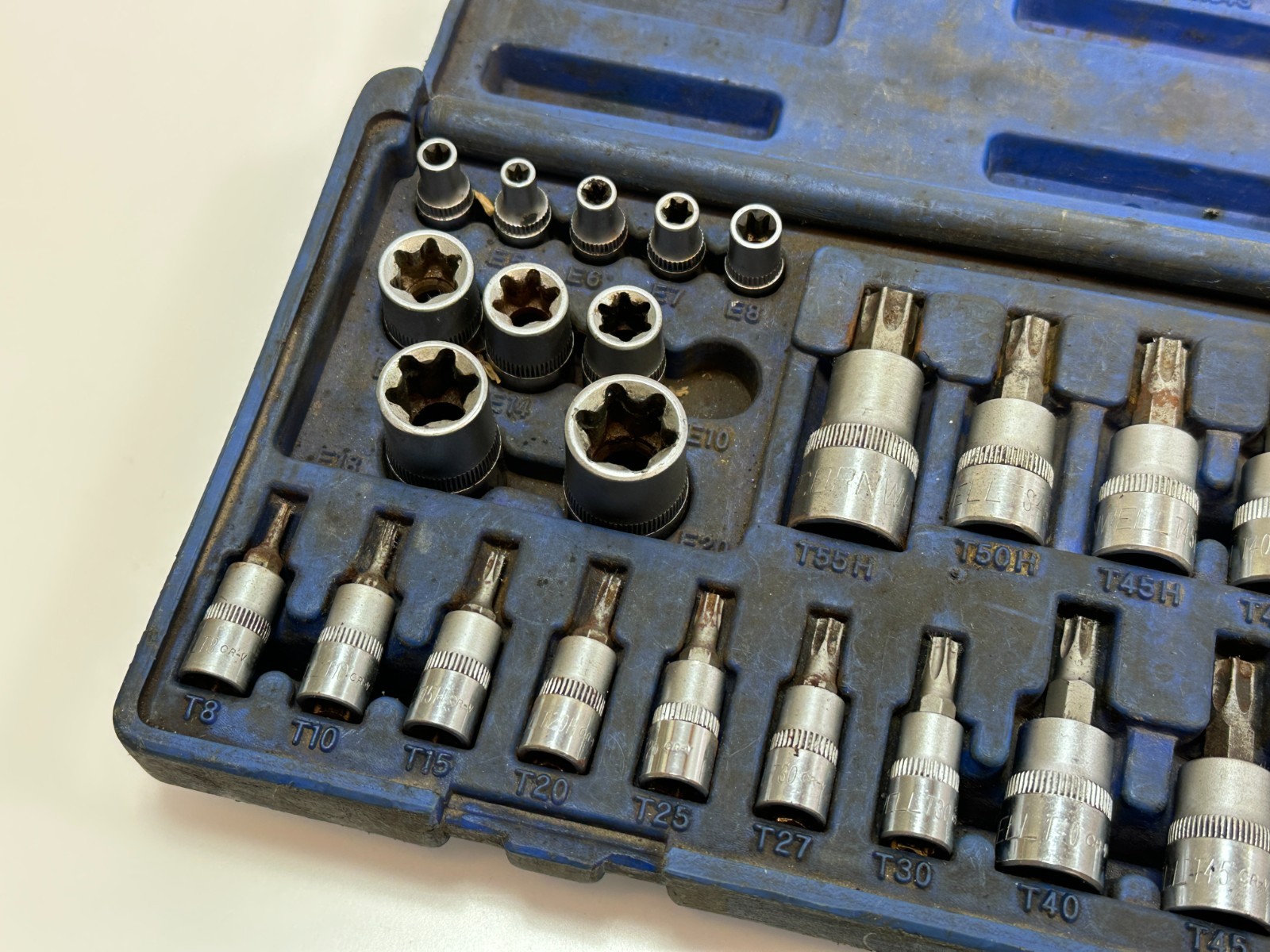 Cornwell Tools CBS-MTX34S 30pc Master Torx Socket Set w/ 1/4, 3/8 & 1/2″ Drive