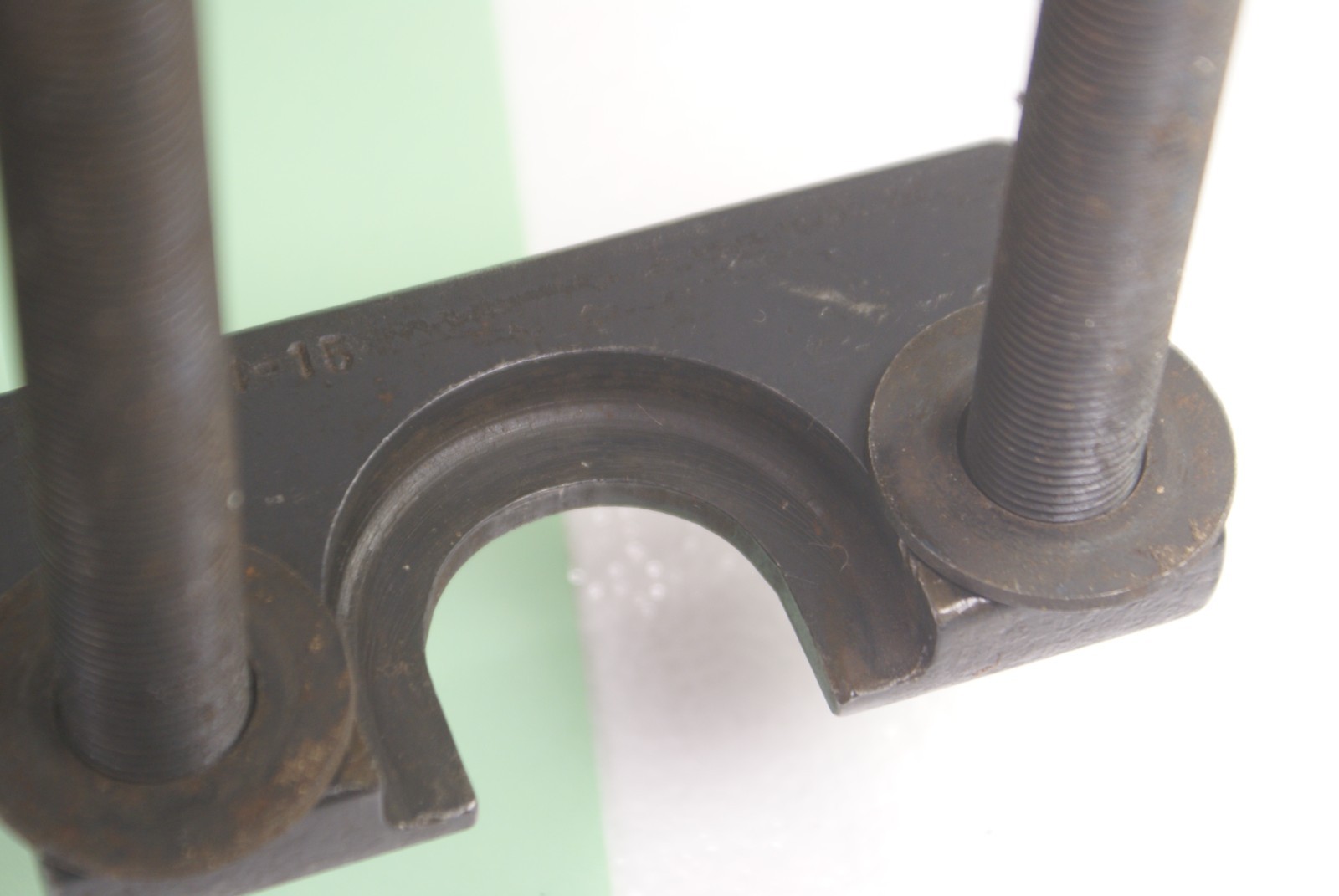 Kent-Moore J-5814-15 Speedometer Gear and Rear Beating Remover Installer Tool